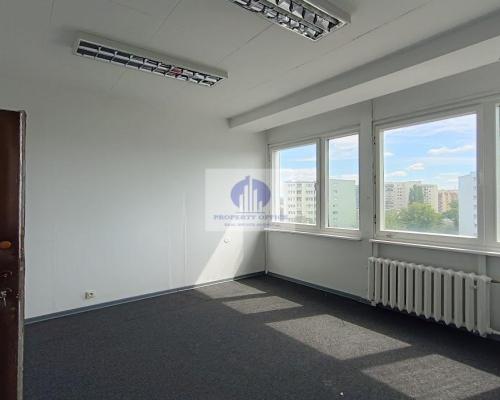 Praga Południe:lokal biurowy 21,70 m2 do wynajęcia