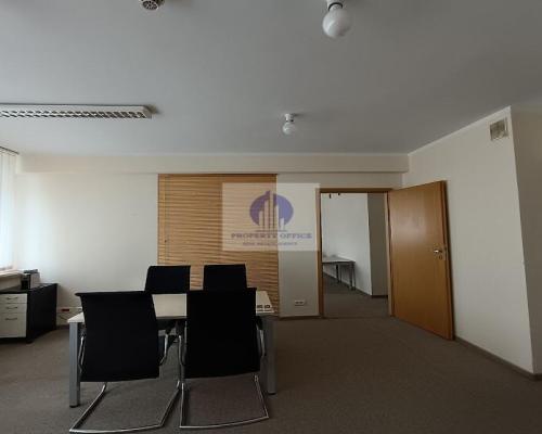 Mokotów: lokal biurowy 185,94m2 do wynajęcia