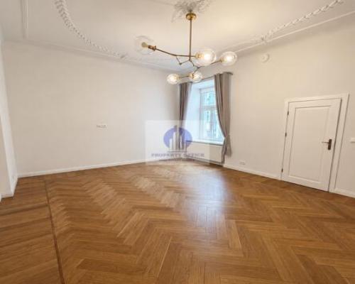 Śródmieście: lokal biurowy 115,19m2 do wynajęcia
