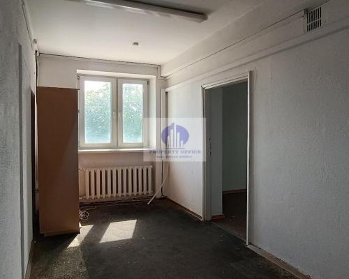 Włochy: lokal biurowy 46,49 m2 do wynajęcia