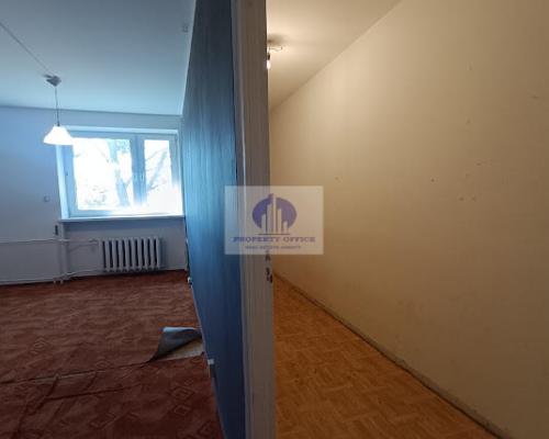 Włochy: lokal biurowy 33,90m2 do wynajęcia