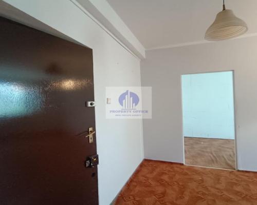 Włochy: lokal biurowy 33,90m2 do wynajęcia