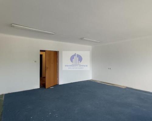 Włochy: lokal biurowy 24,90m2 do wynajęcia