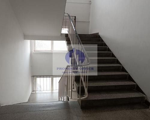 Włochy: lokal biurowy 28,60m2 do wynajęcia