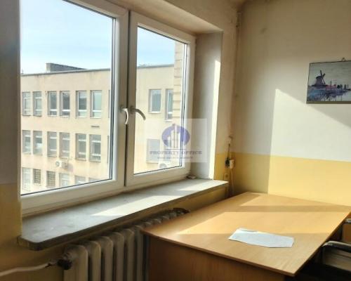 Włochy: lokal biurowy 27,20m2 do wynajęcia