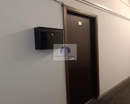 Włochy: lokal biurowy 13,70m2 do wynajęcia