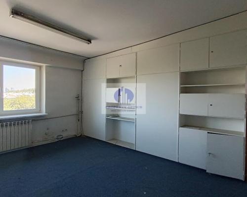 Włochy: lokal biurowy 55,20m2 do wynajęcia