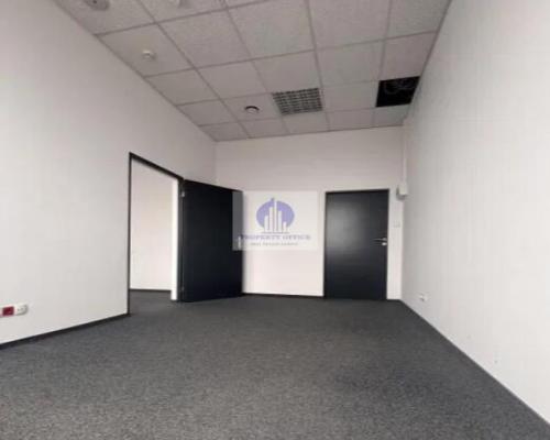 Włochy: lokal biurowy 31,90m2 do wynajęcia