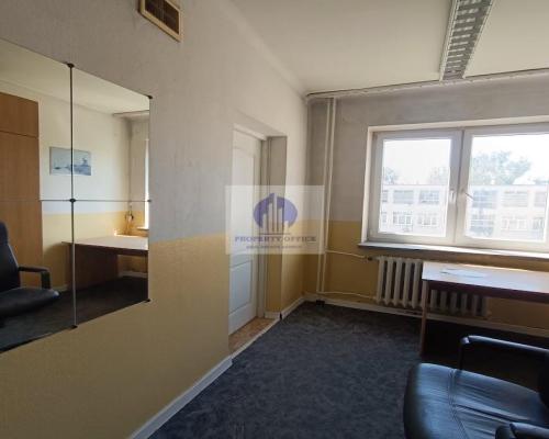 Włochy: lokal biurowy 72,20m2 do wynajęcia
