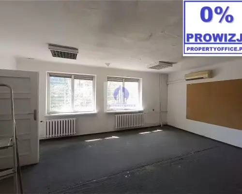 Włochy: lokal biurowy 37,60 m2 do wynajęcia