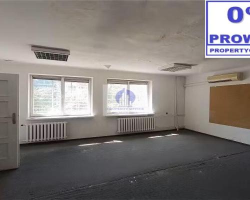 Włochy: lokal biurowy 37,60 m2 do wynajęcia