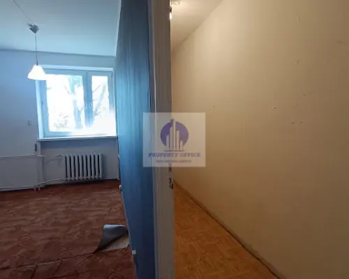 Włochy: lokal biurowy 33,90m2 do wynajęcia