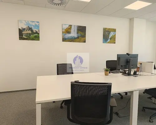 Warszawa Praga Północ: biurko w coworkingu do wynajęcia