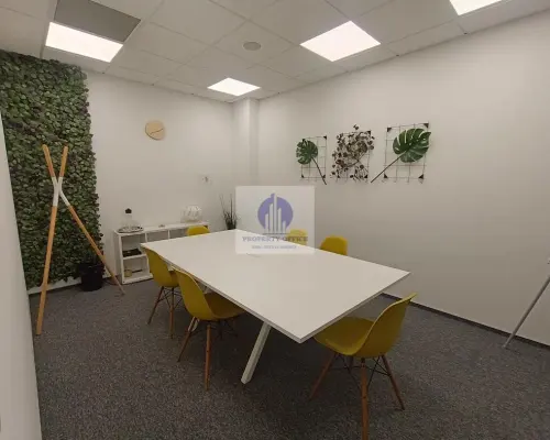 Ochota: biuro serwisowane dla 1-2 osób do wynajęcia