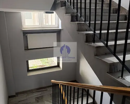 Mokotów: lokal biurowy 32,96m2 do wynajęcia