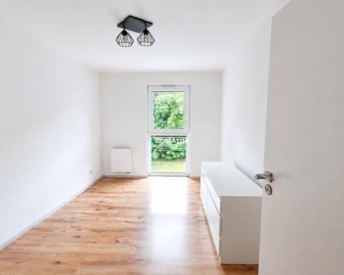 2 POKOJE|36,7 m²|HALA GARAŻOWA| KOMÓRKA LOKATORSKA