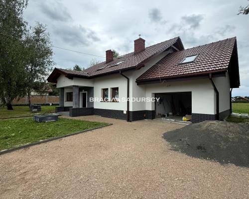 Dom wolnostojacy w Rybnej/Czernichów