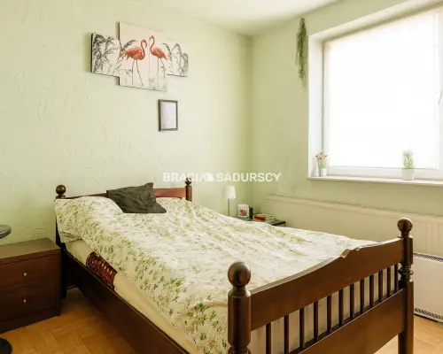 SWOSZOWICE, DOM W ZABUDOWIE BLIŹNIACZEJ, 3 POK