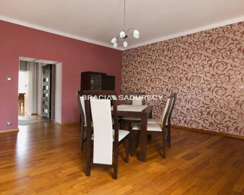 Dom 250 m² | Garaż | Duża działka | Zembrzyce
