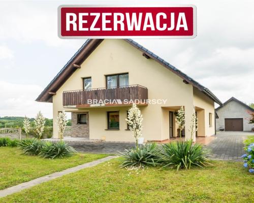 Dom wolnostojący + Garaż wolnostojący