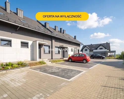 Nowoczesny dom | Ogródek | 2 miejsca postojowe