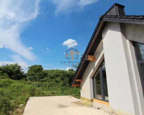 151 m² komfortu w zielonej części Węgrzc