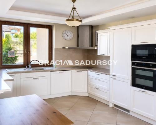 Luksusowy dom na wynajem - Buków, gmina Mogilany | 280 m² | ogród | wysoki standard   Do wynajęcia wyjątko