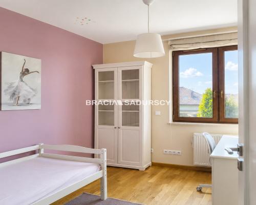 Luksusowy dom na wynajem - Buków, gmina Mogilany | 280 m² | ogród | wysoki standard   Do wynajęcia wyjątko