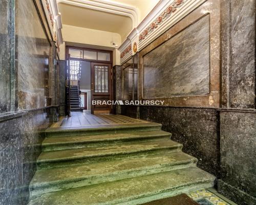 lokal 76m2, Kremerowska przy Karmelickiej