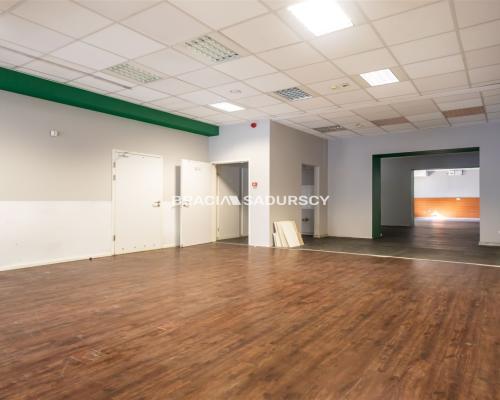 Rynek Kleparski - lokal w ciągu pieszym - 140m2