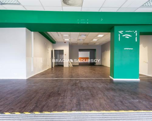 Rynek Kleparski - lokal w ciągu pieszym - 140m2