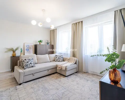 Bardzo słoneczne/3-pok.mieszkanie/2021r/garaż/62m2