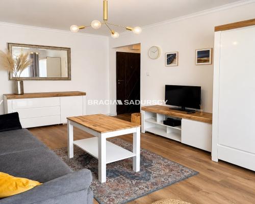 Kawalerka po remoncie | Balkon | Niski czynsz