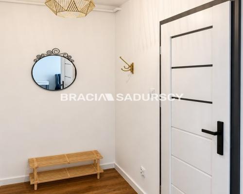 Kawalerka po remoncie | Balkon | Niski czynsz
