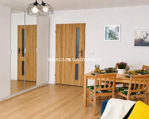 Po remoncie Loggia Możliwość 3 pokoi Na Wzgórzach