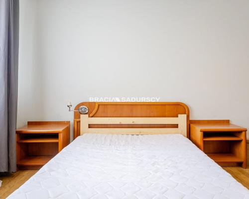 Kraków - Dębniki Ruczaj Zaborze, ul. Lubostroń        Kawalerka 34,75 m² parter teren zamknięty idealna pod inwestycję