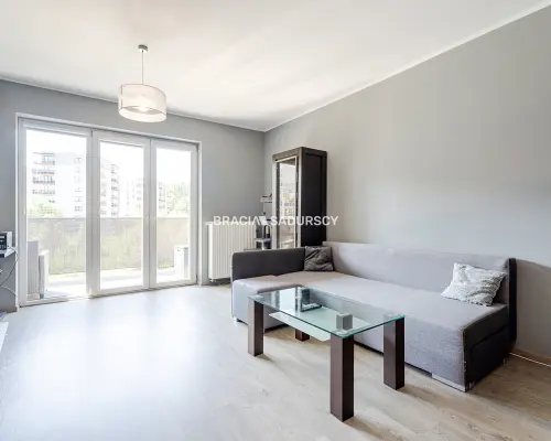 Obozowa/Ruczaj/– 1. piętro, winda, duży balkon