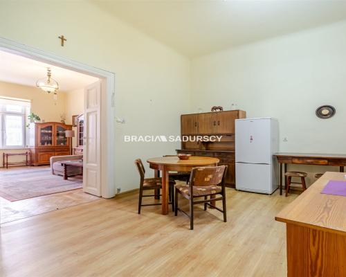 Mieszkanie w Kamienicy 58,6m2 z piwnicą 18m2