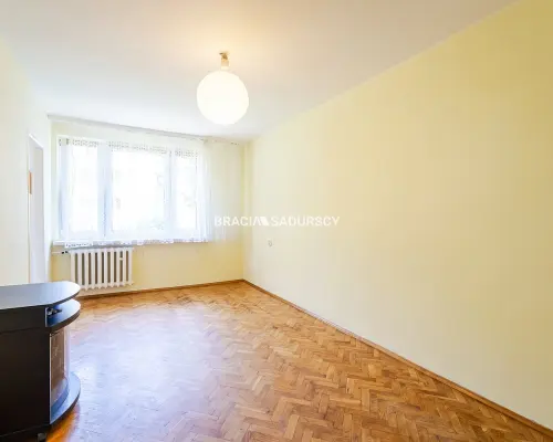 2-pok mieszkanie na Ugorku z widokiem na zieleń