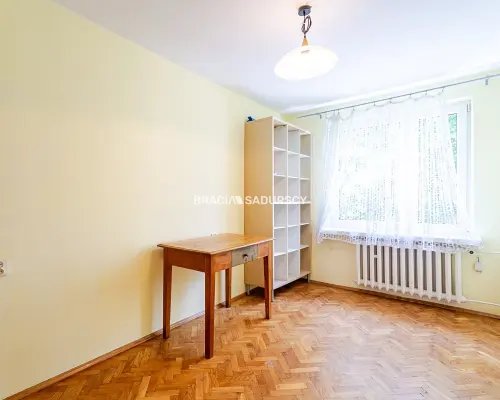 2-pok mieszkanie na Ugorku z widokiem na zieleń