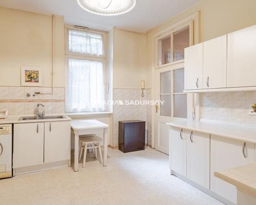 Stare Miasto | Zwierzyniecka | 91 m² | Kamienica