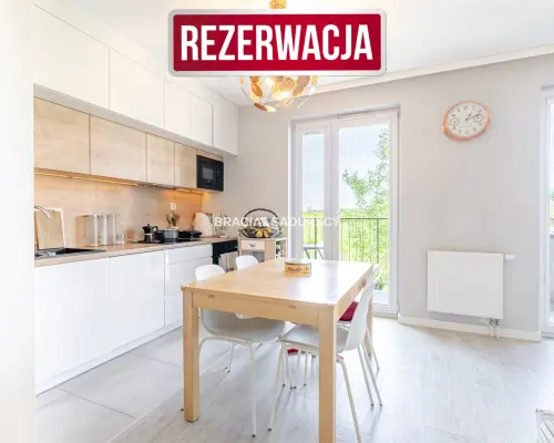 Przestronne mieszkanie/szkoła/przedszkole/zieleń