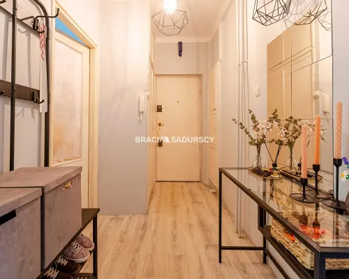 2pokojowe mieszkanie | Parking | Balkon | Piwnica