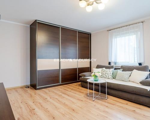 os. Piastów, 2pok.+kuchnia, tramwaj, ekstra loggia