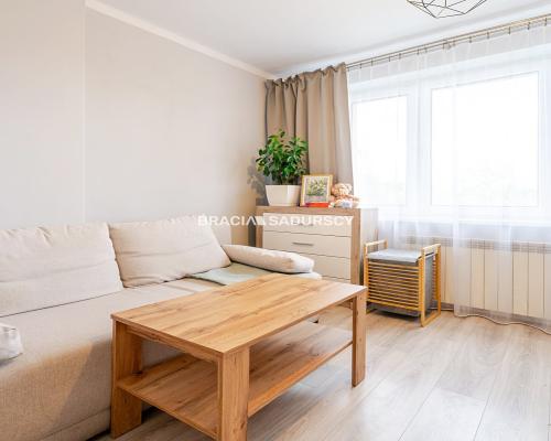Os. Kościuszki | 45 m² | 2 pok | Piwnica | Centrum