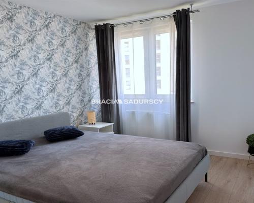 2 pokoje balkon tramwaj centrum miasta