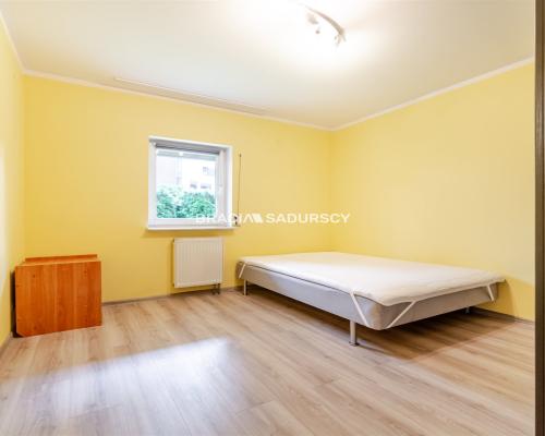 Ustawne 2 pokojowe mieszkanie w apartamentowcu.