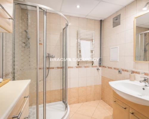 3 pokojowe, 51m2,  KROWODERSKICH ZUCHOW
