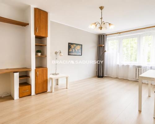 3 pokojowe, 51m2,  KROWODERSKICH ZUCHOW