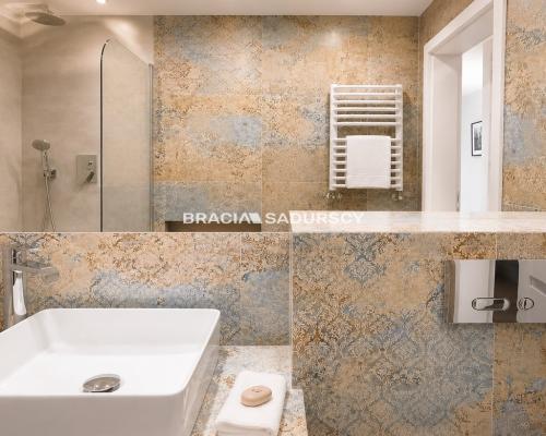 25 m² po generalnym remoncie | Blisko uczelni